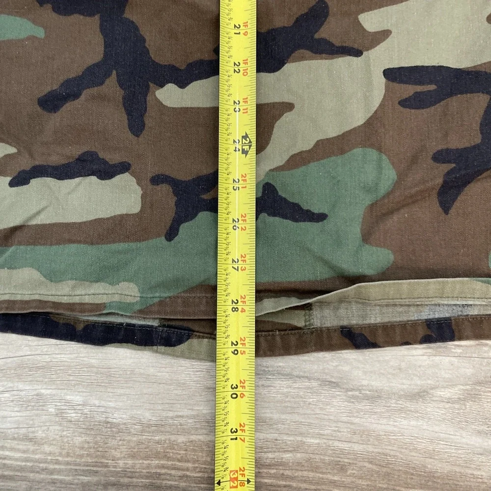 Vintage US Air Force Woodland Camo BDU Jacket Military Patches Mens Regular